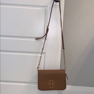 tory burch purse in perfect condition!